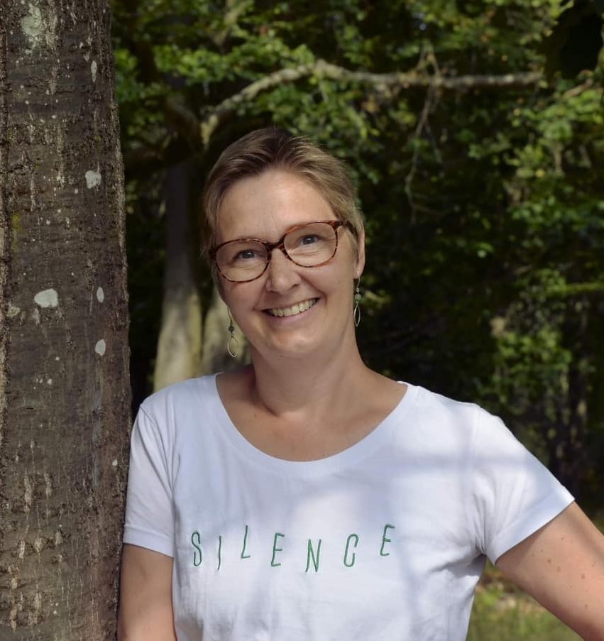 Isabelle Deffernez Isabelle Deffernez